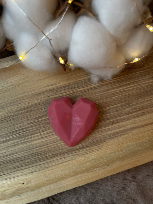 3D candy apple heart fondants